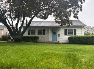 24 Lincoln Dr, Wernersville, PA