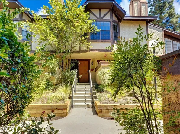 8241 Mason Ave Unit C, Winnetka, CA 91306