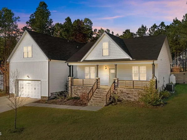 381 Heart Pine Dr, Wendell, NC 27591