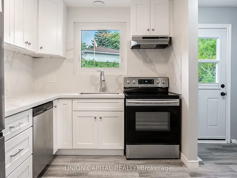 443 Brest Ct — Photo 15