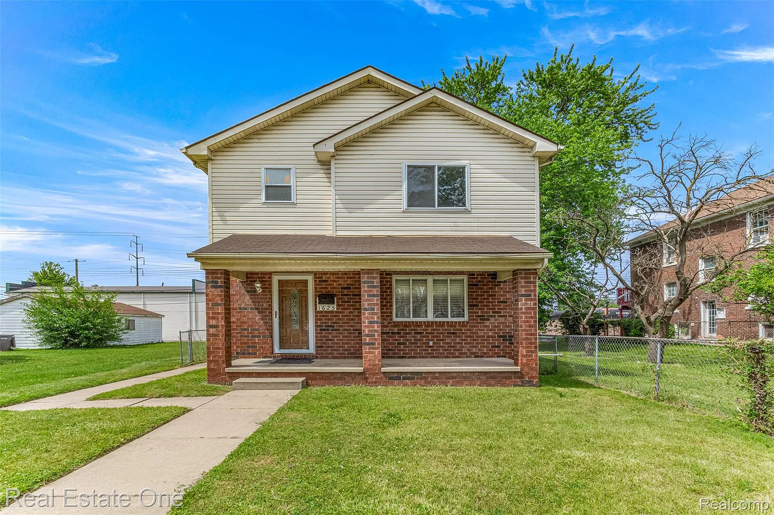 1625 Ferney St photo 1
