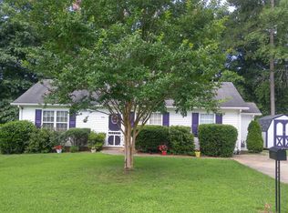 8504 Sunflower Rd, Charlotte, NC 28227