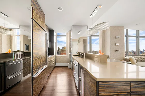 Sold by Compass | media 3