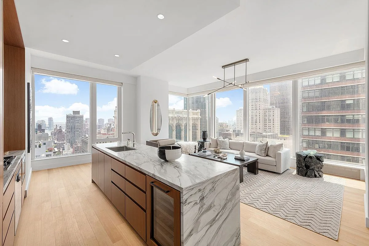 15 E 30th St #16D photo 1