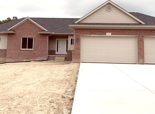 757 Pheasant Ridge Dr, Brandon Township, MI