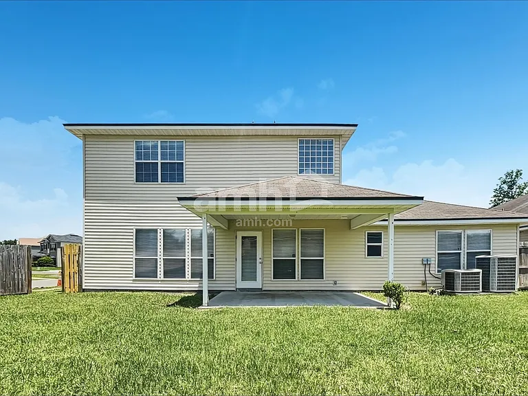 9243 Prosperity Lake Dr — Photo 19