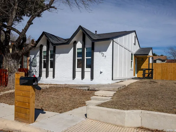 6927 Oldham Dr, San Antonio, TX 78239