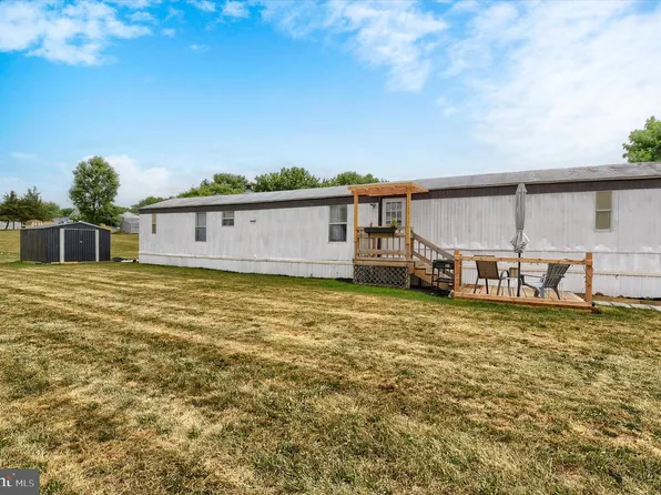 239 Saginaw St, Grantville, PA 17028