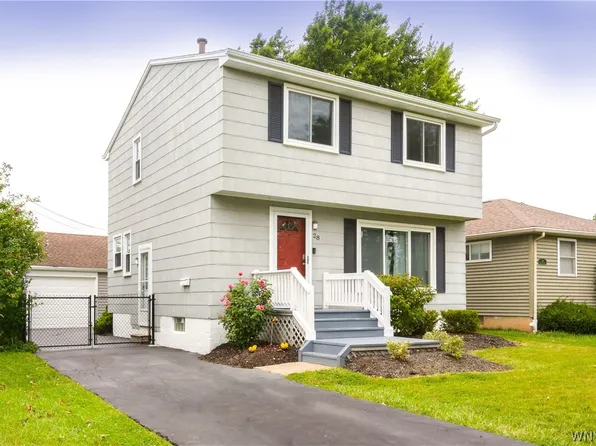 28 Manser Dr, Amherst, NY 14226