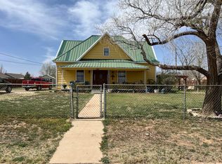 2801 Fresno St, Plainview, TX 79072