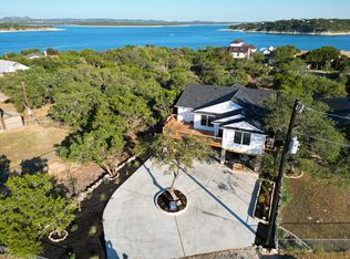 379 Friendlywood Dr, Canyon Lake, TX 78133