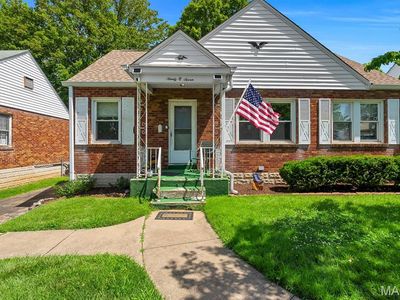 9007 Osage Ln, Saint Louis, MO, 63114
