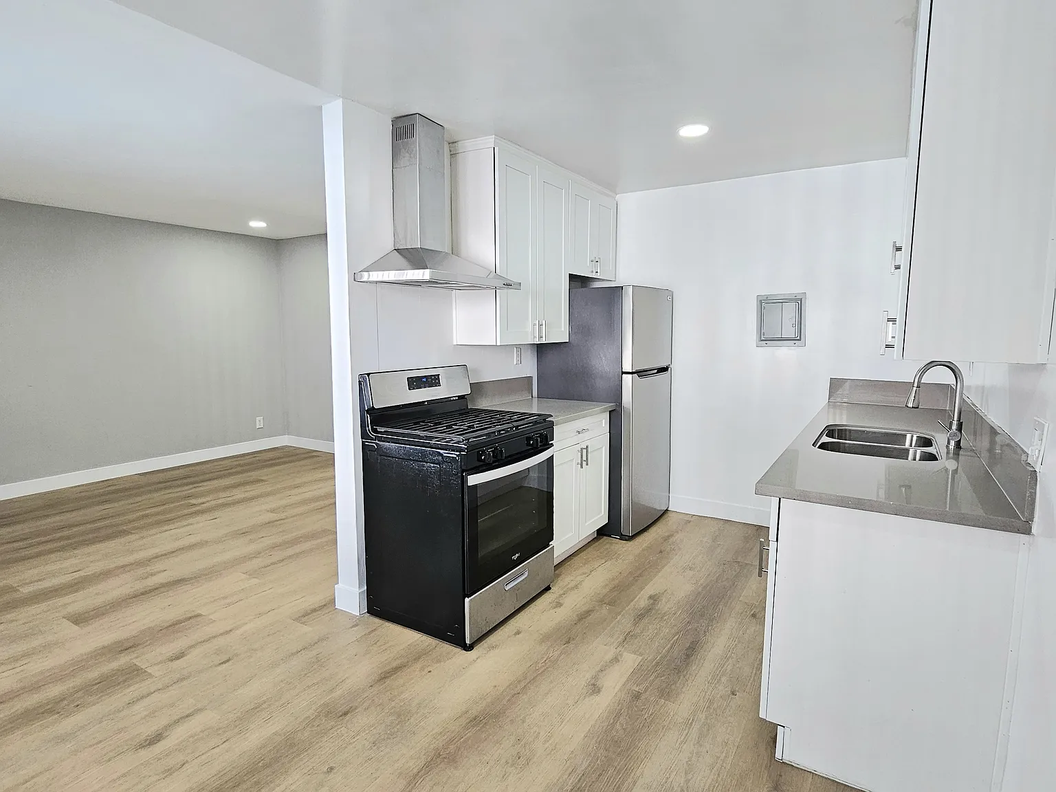 1 bed, 650 sqft, $1,795 — Photo 3