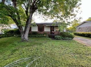 83 Charlotte Dr, Jackson, TN 38301