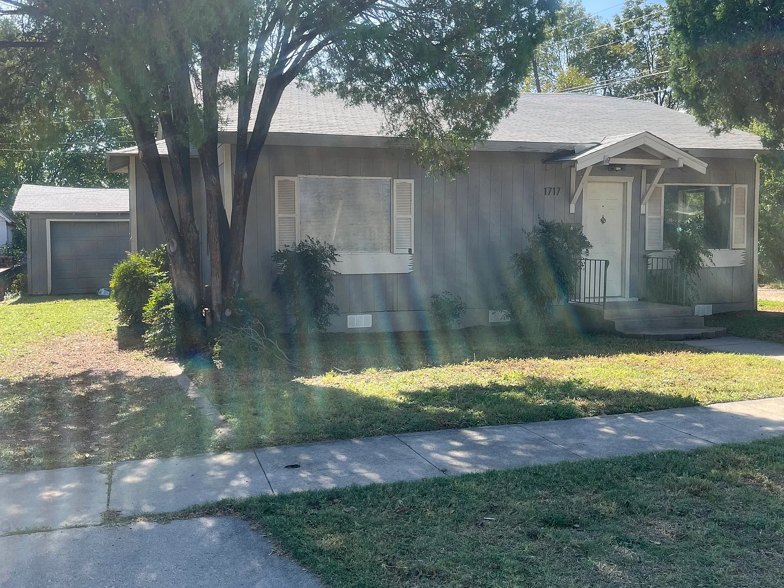 2 bed, 1260 sqft, $1,595 — Photo 1