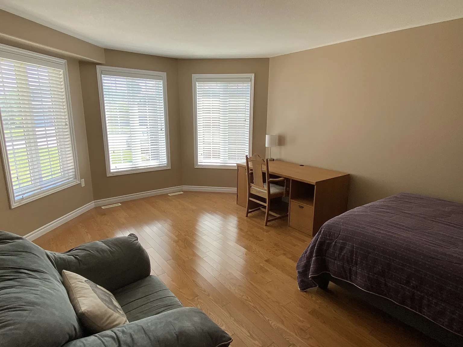 Seline Cres, Barrie — Photo 4