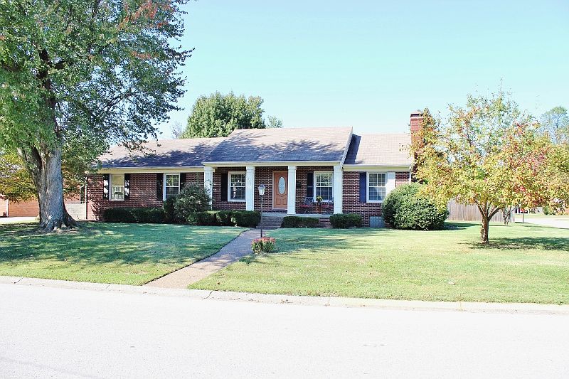 1st image of 3402 Monticello Dr