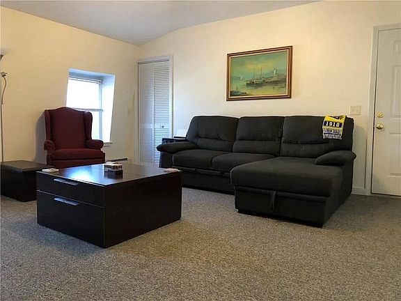 PLEASE READ DESCRIPTION FOR START DATE AND LENGTH OF LEASE!