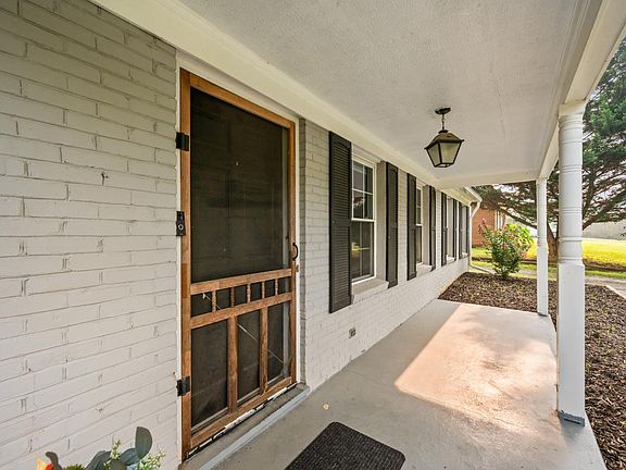 3rd image of 153 Holcombe Rd