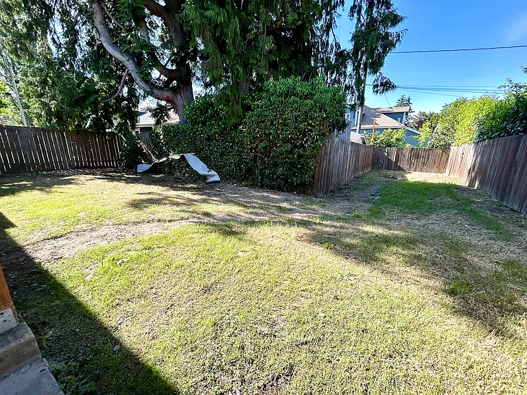 5710 S Norfolk St — Photo 20