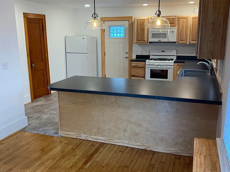55 Chestnut St #55 — Photo 11
