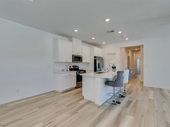 4th image of 7312 N Decatur Blvd #6