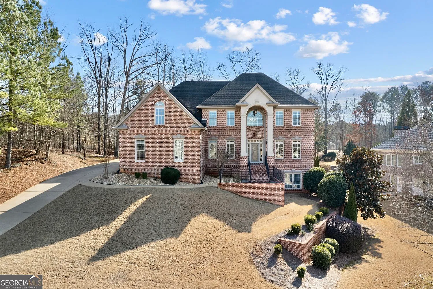 1030 Overlook Dr photo 1