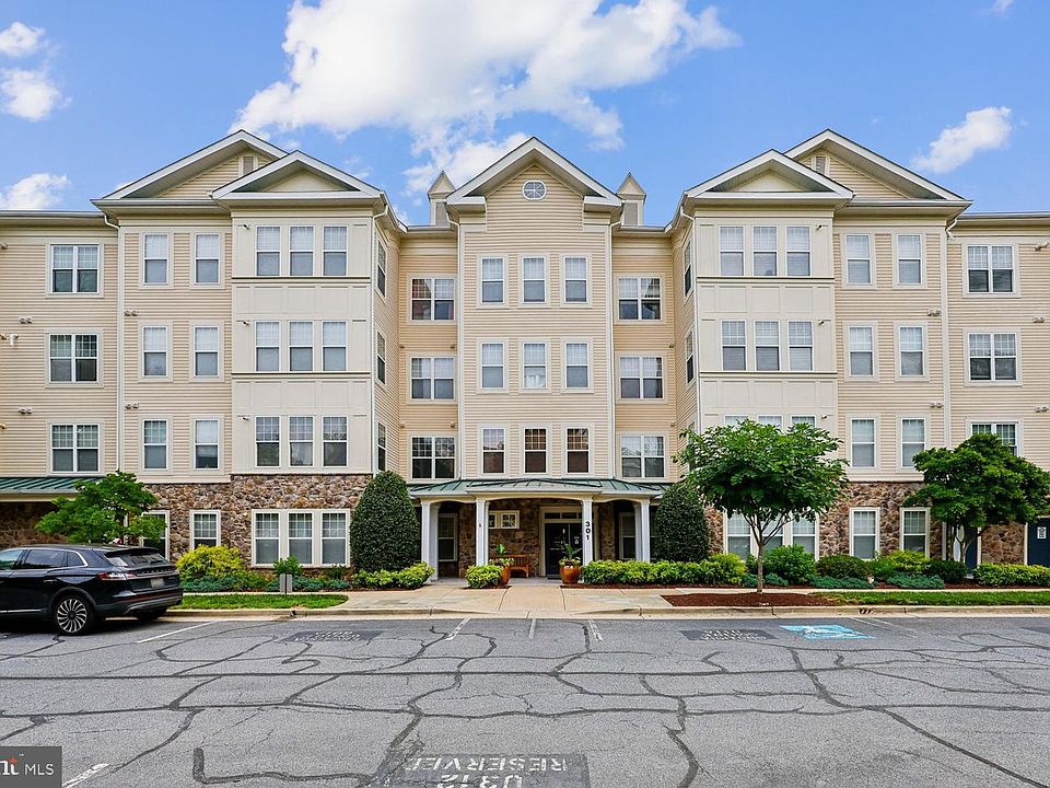 1st image of 301 High Gables Dr APT 402