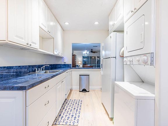 2nd image of 2381 SHADY Lane #B