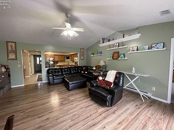 5th image of 1141 Billetter Dr