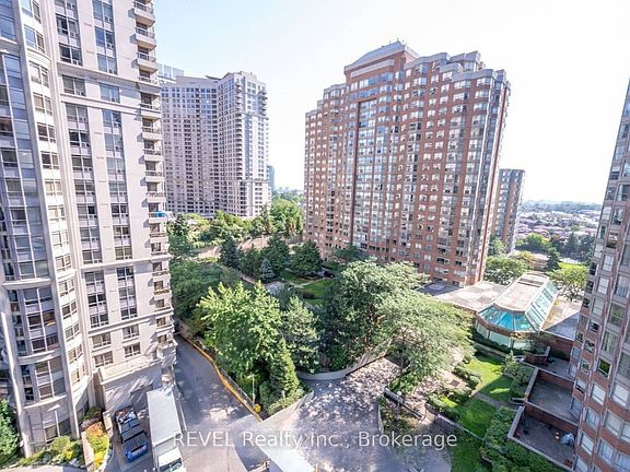3rd image of 330 Burnhamthorpe Rd W #2609