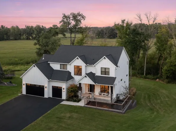 15484 Minnetonka Blvd, Minnetonka, MN 55345