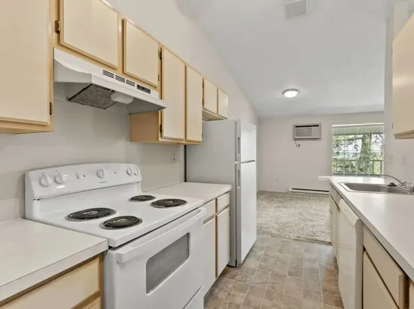 Stonecrest Apartments