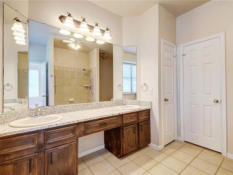 1713 Woodwind Ln — Photo 10