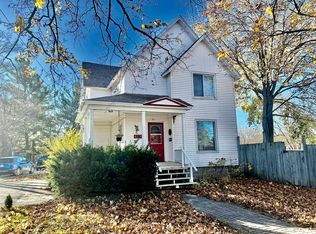 425 W Lincoln Ave, Cheboygan, MI 49721