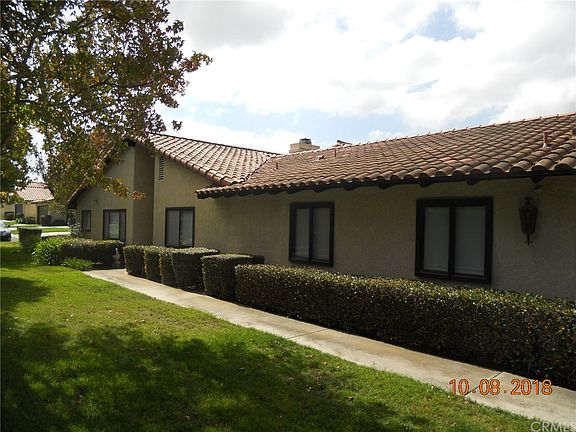 3rd image of 132 Meadowbrook Dr