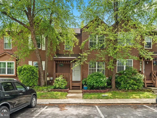 113 Redwood Dr, Collegeville, PA 19426