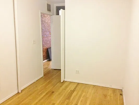 Rented by Best Apartments North Inc | media 29