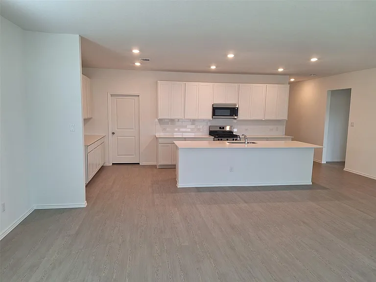 18001 Prairie Falcon Way — Photo 6