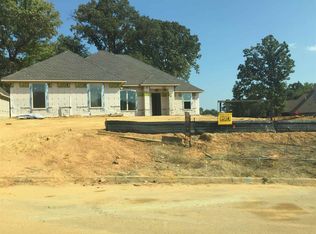 1604 Riviera Dr, Longview, TX 75605