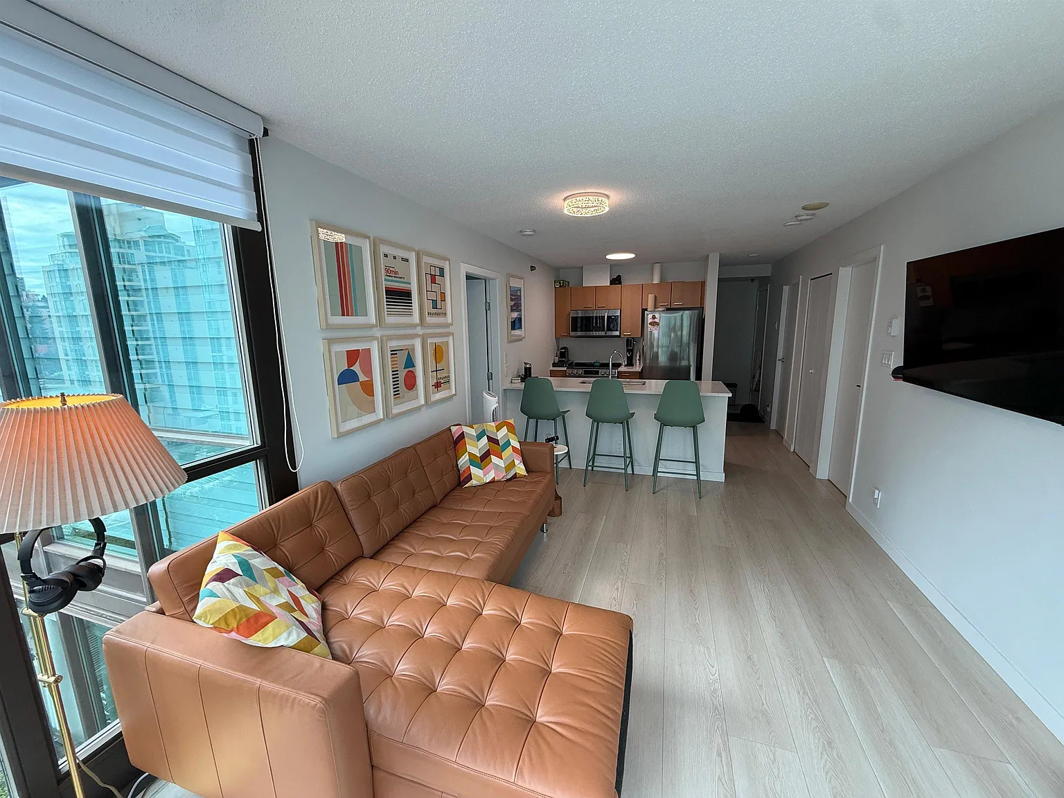 2 bed, 742 sqft, $3,500 — Photo 4