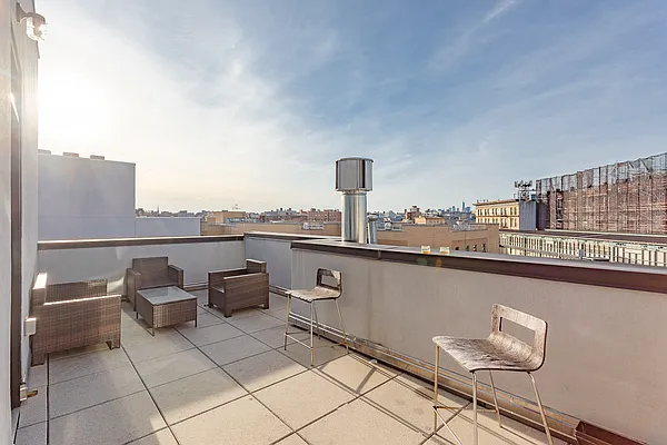 Rented by Brooklyn Group | media 7