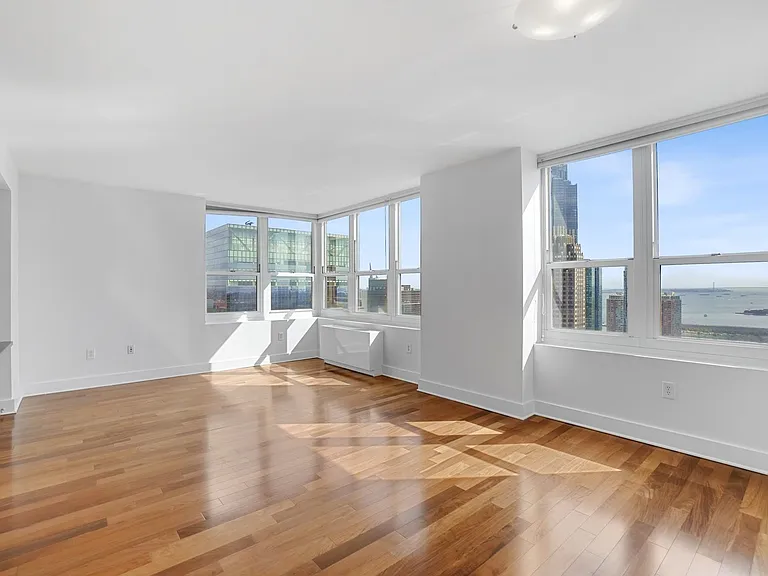 88 Morgan St #4708 — Photo 1