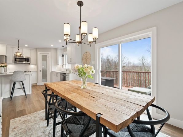 55 Daisy Dr, Beaver Bank, NS B4G 1C1