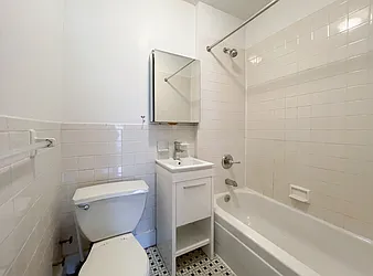 Rented by Kahen Properties