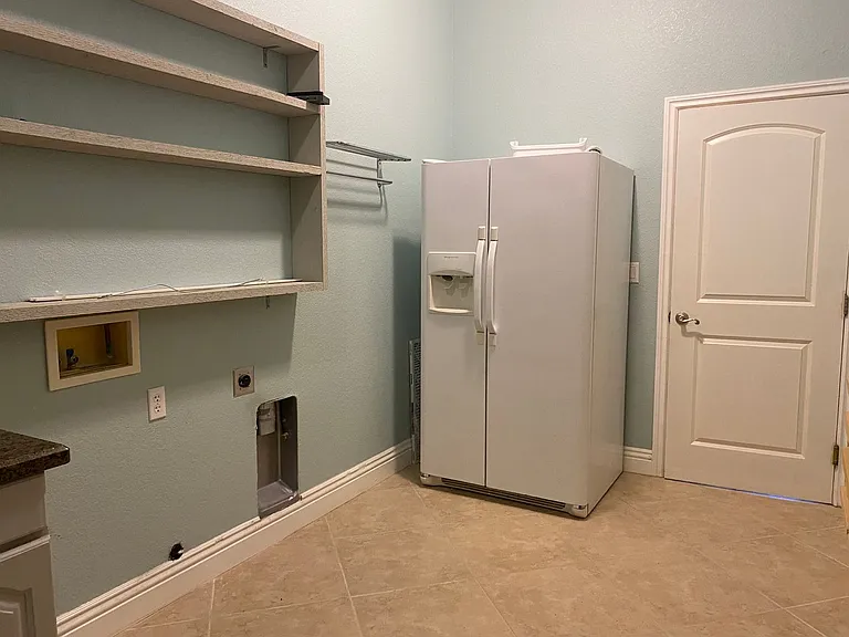3611 Oakleaf Ave — Photo 22