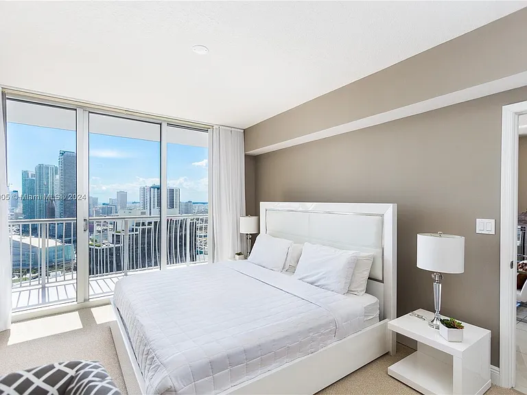 1750 N Bayshore Dr #3512 — Photo 10