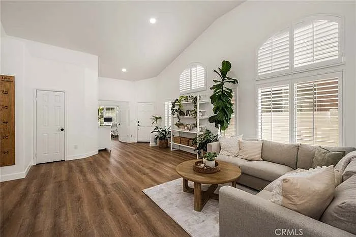 927 S Firefly Dr — Photo 6
