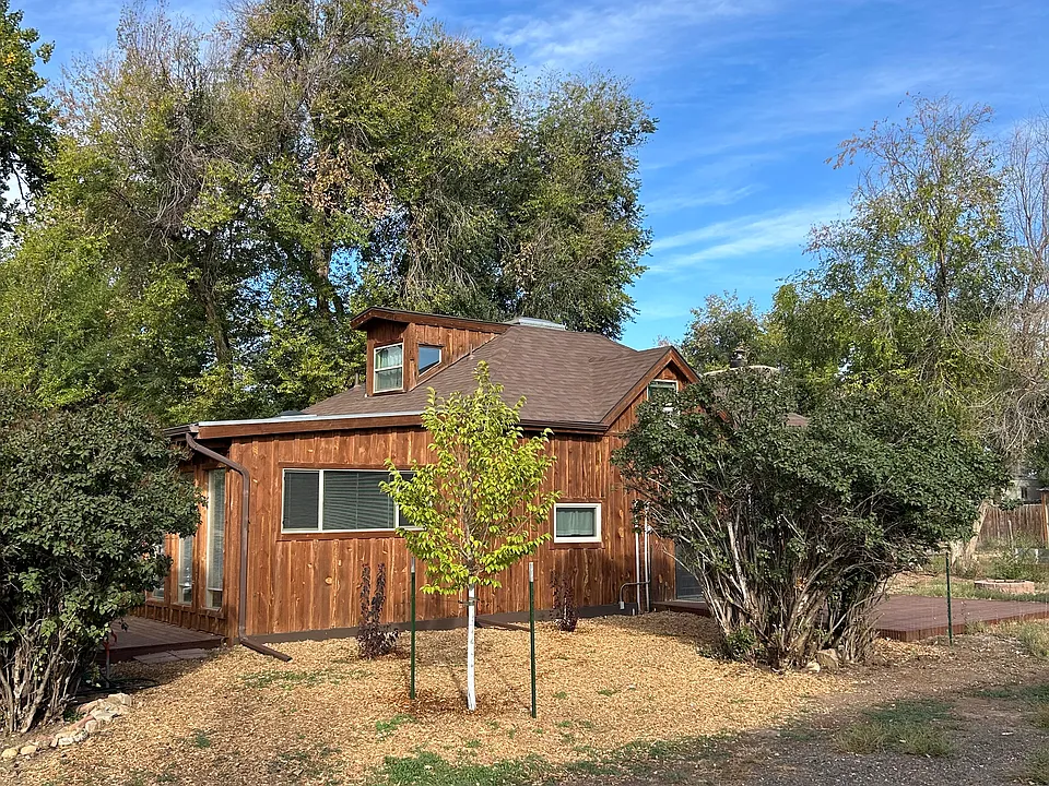 425 N Highway 287