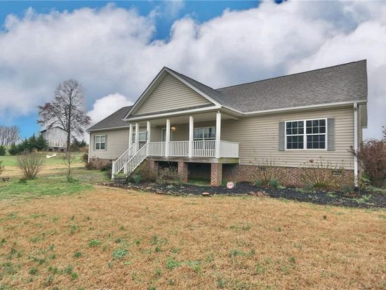 5913 Us Highway 601 Yadkinville Nc 27055 Zillow